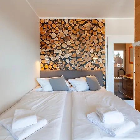 Апартаменты Bergchalet 2 Mit Balkon Браунлаге