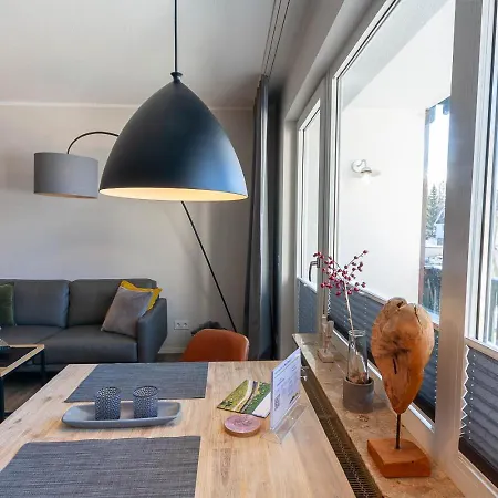 Bergchalet 2 Mit Balkon *